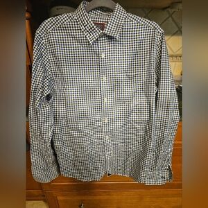 Untuckit blue/olive checked button down. Size Medium.
